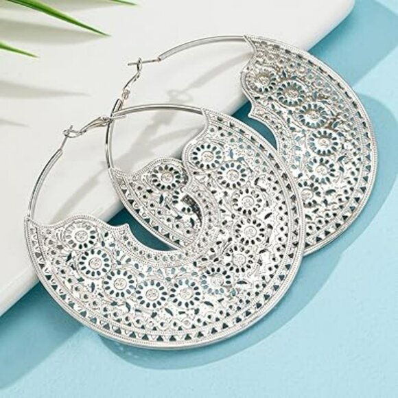 Jewelry - Bohemian Hoop Earrings Bold and stylish geometric circle Cuban Chunky SILVER